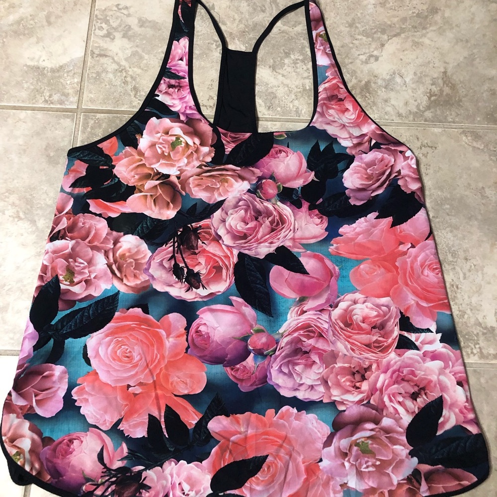 lululemon tank